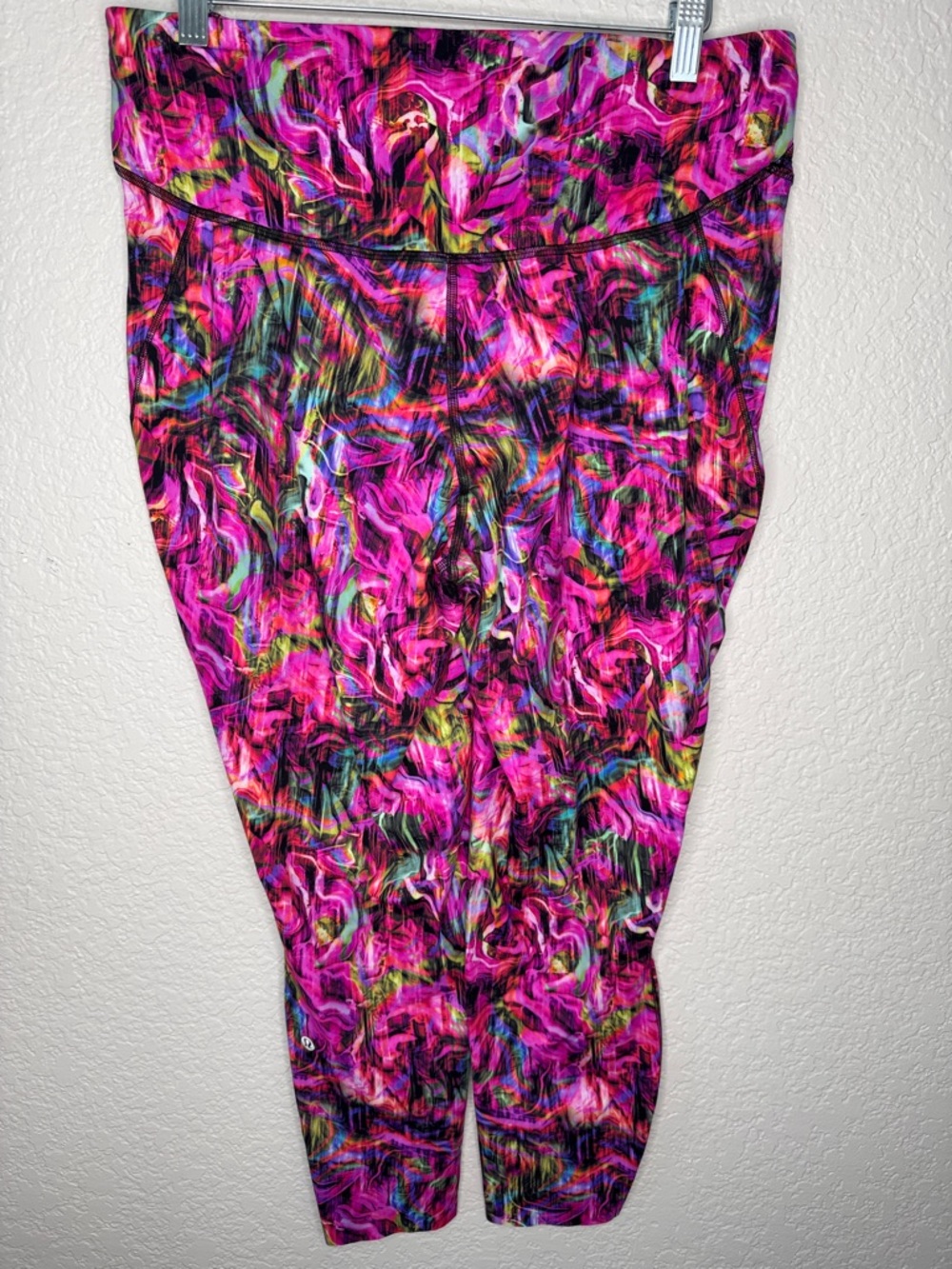 Lululemon Base Pace High Rise Running Tights Hyper Flow Pink Size 14 25” inseam - Picture 3 of 6